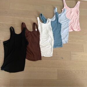 Lululemon - Ribbed tank tops bundle